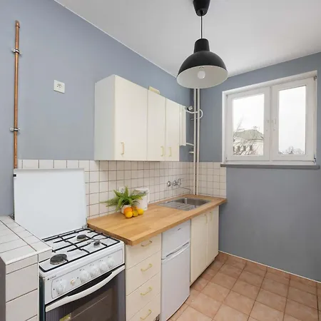 Cozy Danilowiczowska Near Ogrod Saski And Old Town By Renters *