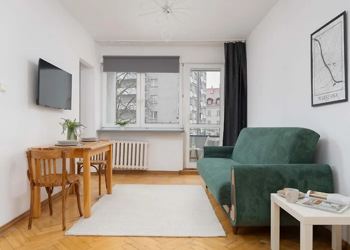 Cozy Danilowiczowska Near Ogrod Saski And Old Town By Renters شقة