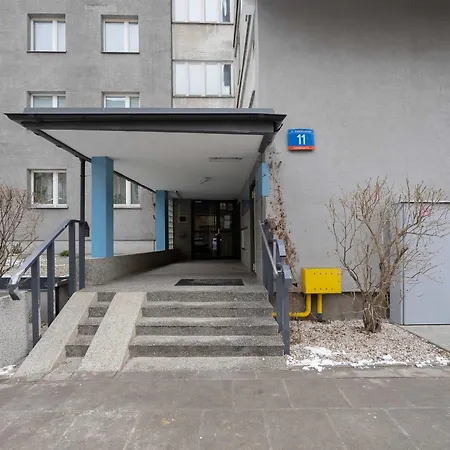아파트 Cozy Danilowiczowska Near Ogrod Saski And Old Town By Renters 바르샤바